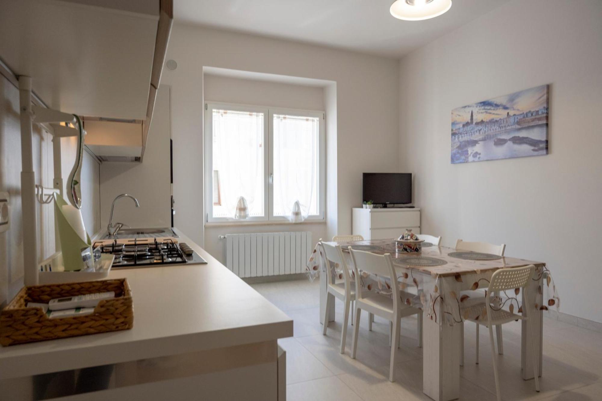 Amare Apartment Near The Sea Monopoli Luaran gambar